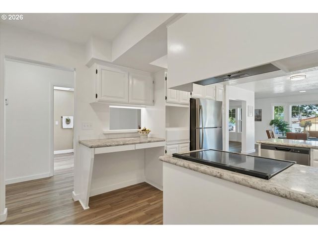 4826 FUTURE Rd Ne, Salem, OR 97305
