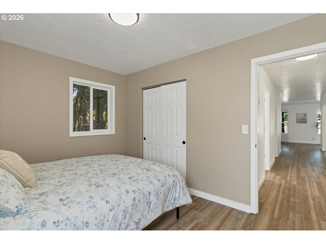 4826 FUTURE Rd Ne, Salem, OR 97305
