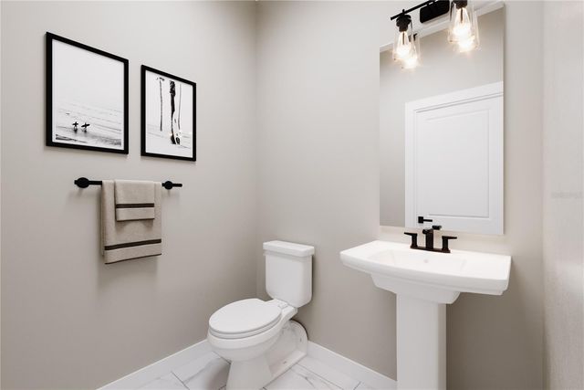 2210 BLUE HERON CIRCLE, Auburndale, FL 33823