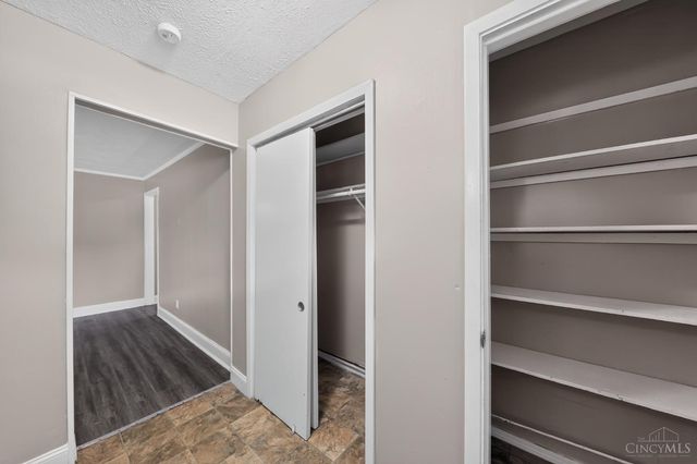 8769 Zodiac Drive, Springfield Twp., OH 45231