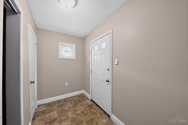 8769 Zodiac Drive, Springfield Twp., OH 45231