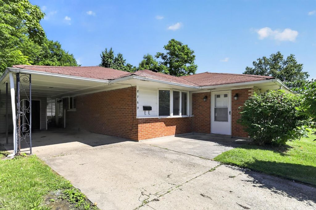 8769 Zodiac Drive, Springfield Twp., OH 45231