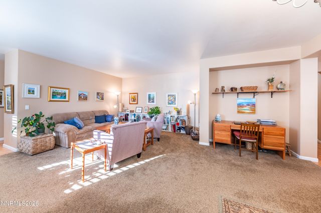 5344 Siltstone Way, Sparks, NV 89436