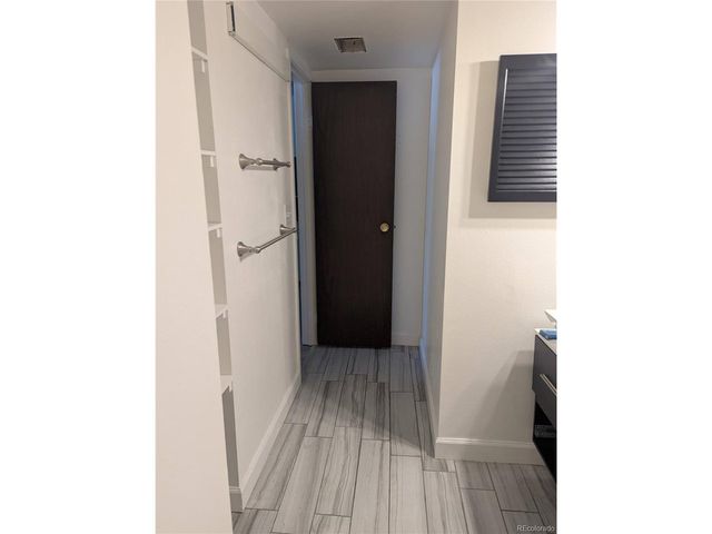 8335 Fairmount Dr 3-203, Denver, CO 80247
