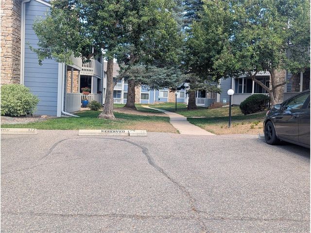 8335 Fairmount Dr 3-203, Denver, CO 80247