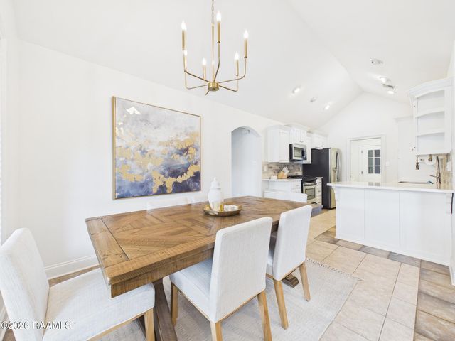 504 Beacon Drive, Youngsville, LA 70592