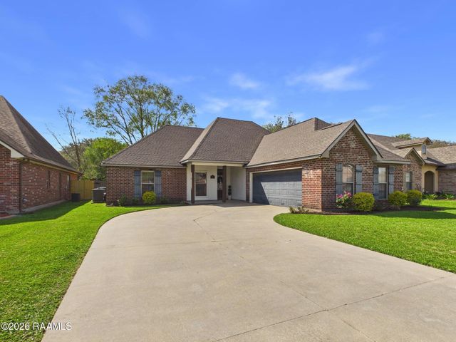 504 Beacon Drive, Youngsville, LA 70592