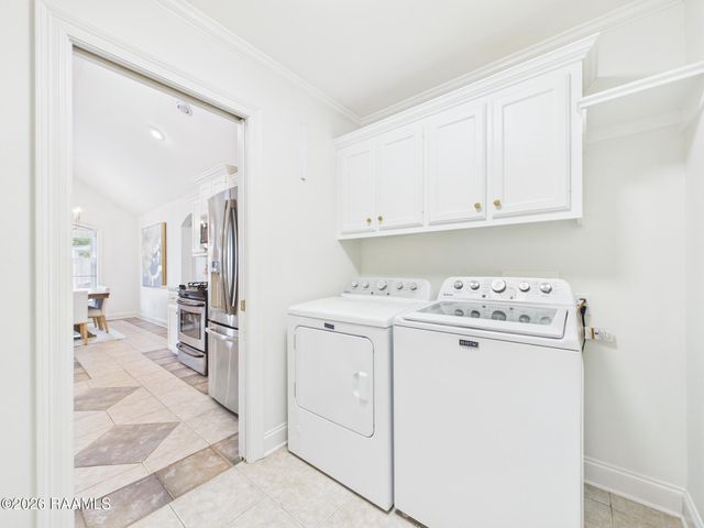 504 Beacon Drive, Youngsville, LA 70592