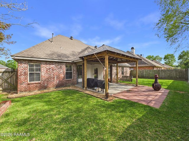 504 Beacon Drive, Youngsville, LA 70592