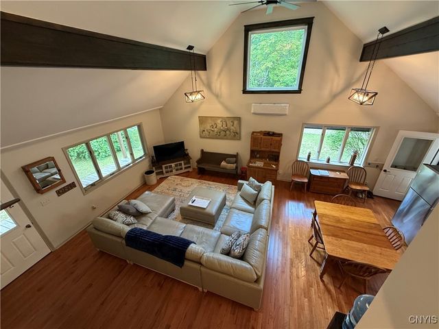 8 Westwood Drive, Veteran, NY 14864