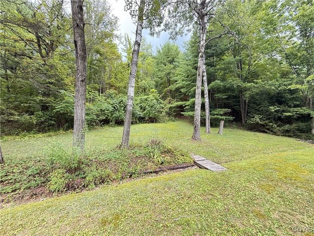 8 Westwood Drive, Veteran, NY 14864