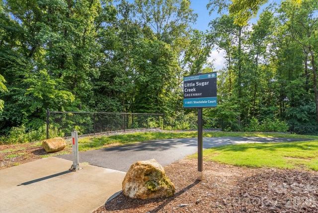 10563 Stoneacre Court, Pineville, NC 28134