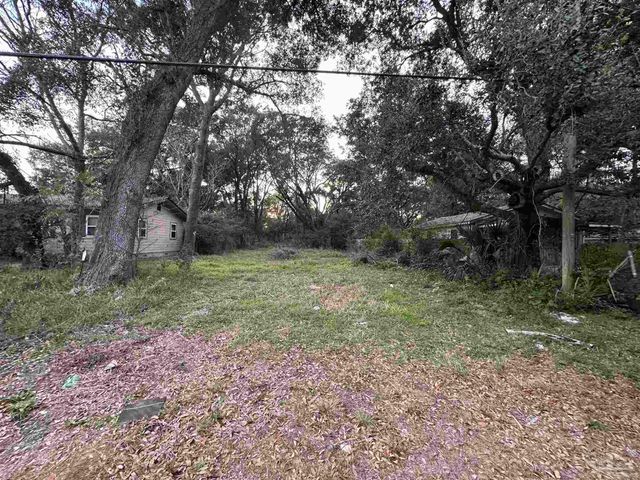 3913 Kelly Ave, Pensacola, FL 32505