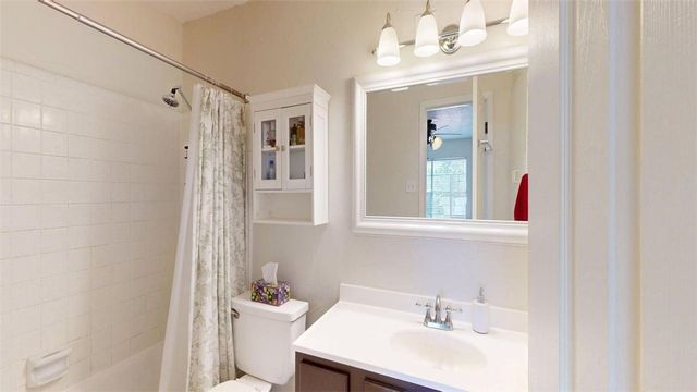 3808 Plainsman Lane, Bryan, TX 77802