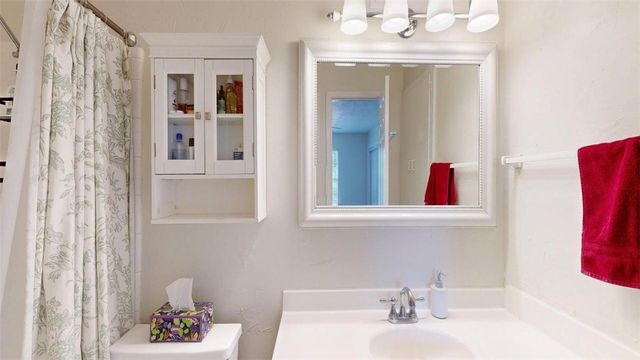 3808 Plainsman Lane, Bryan, TX 77802