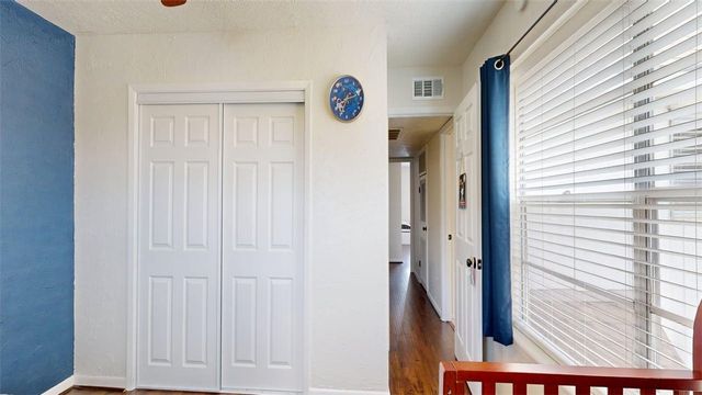 3808 Plainsman Lane, Bryan, TX 77802