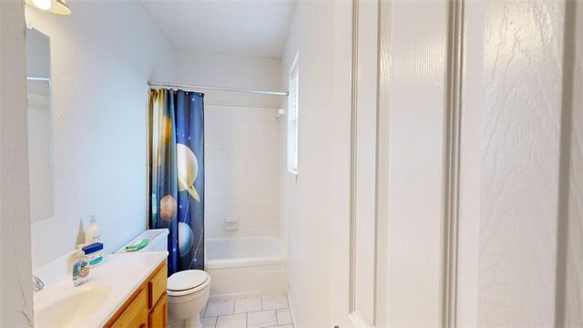 3808 Plainsman Lane, Bryan, TX 77802