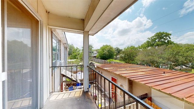 3808 Plainsman Lane, Bryan, TX 77802