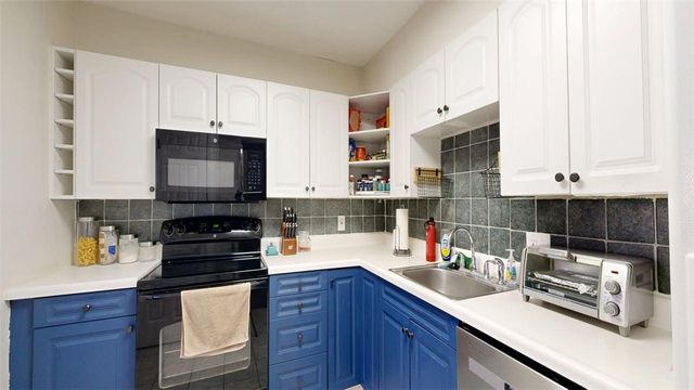 3808 Plainsman Lane, Bryan, TX 77802