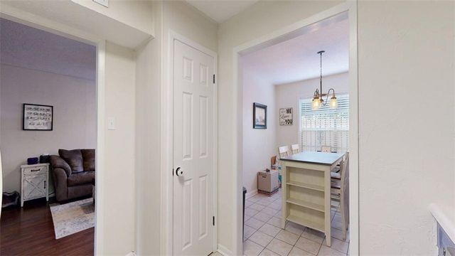 3808 Plainsman Lane, Bryan, TX 77802