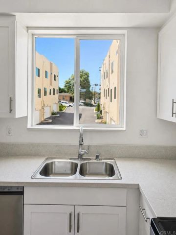 438 Creekside Circle, San Diego, CA 92114