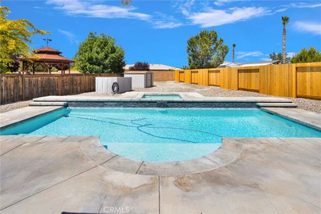 12784 Skyline Ranch, Apple Valley, CA 92308