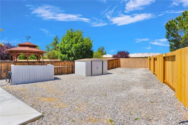 12784 Skyline Ranch, Apple Valley, CA 92308