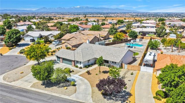 12784 Skyline Ranch, Apple Valley, CA 92308