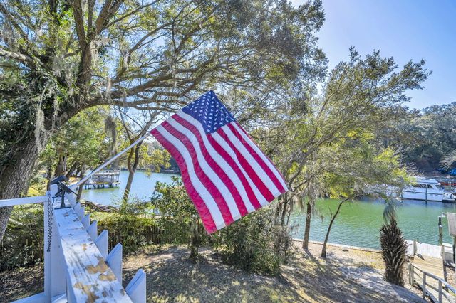 123 Star Drive, Fort Walton Beach, FL 32547