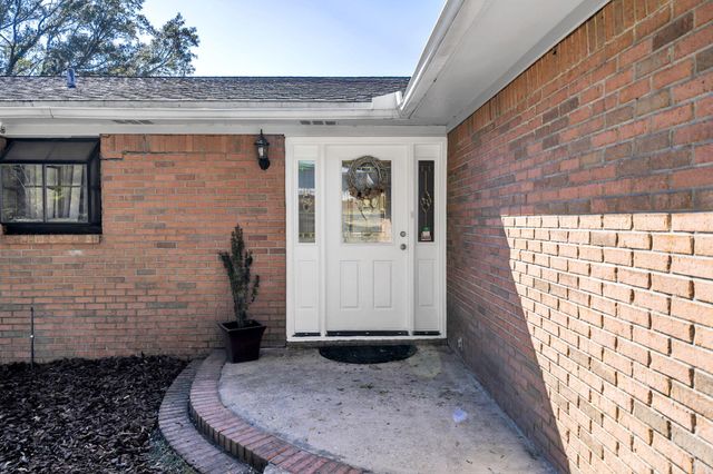 123 Star Drive, Fort Walton Beach, FL 32547