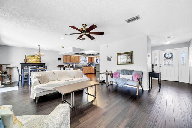 123 Star Drive, Fort Walton Beach, FL 32547