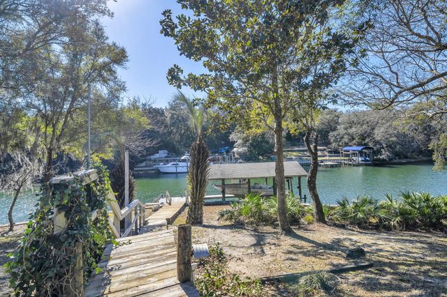 123 Star Drive, Fort Walton Beach, FL 32547