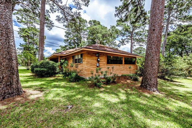 1421 22nd Street, Huntsville, TX 77340