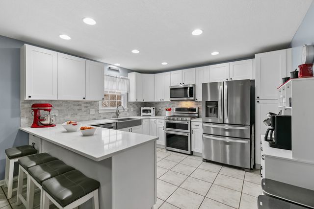 313 S Elm Street, Manteno, IL 60950