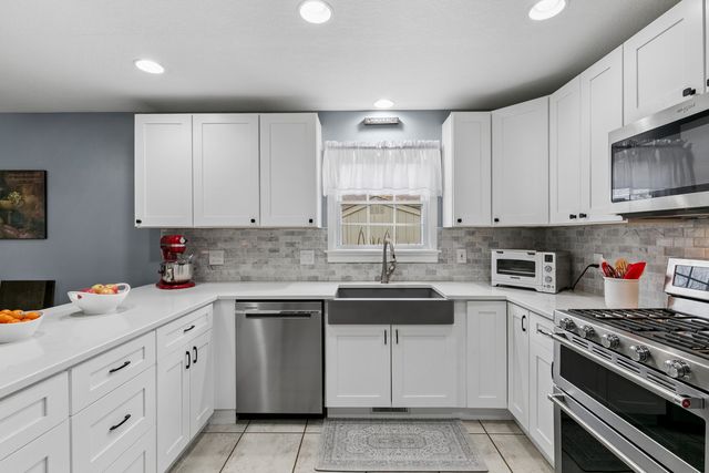 313 S Elm Street, Manteno, IL 60950