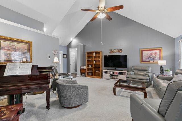 313 S Elm Street, Manteno, IL 60950