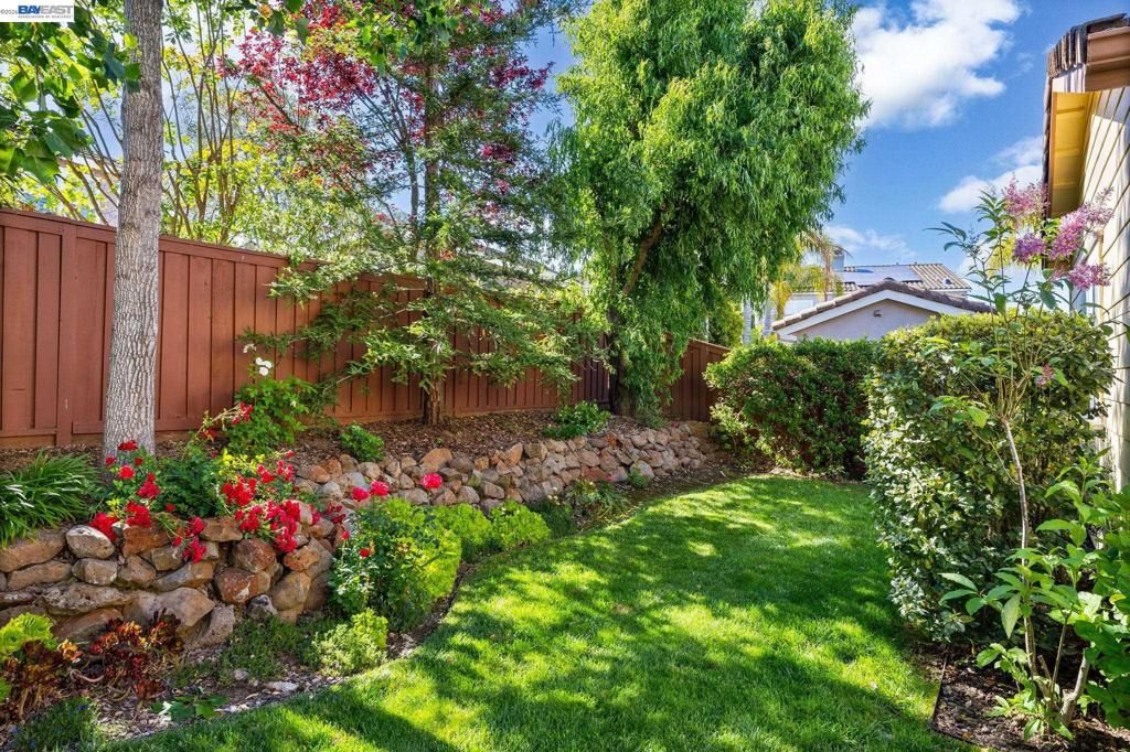 Image 60 of property listing at 3070 Olivoro Ct, Livermore, CA 94550