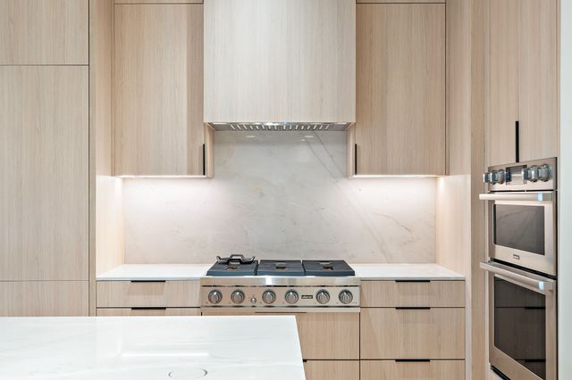 6912 CRYSTAL FALLS Drive, Plano, TX 75024