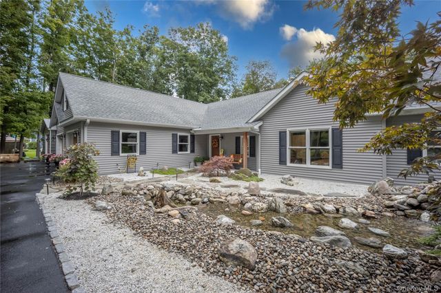 1440 E Noxon Road, Lagrangeville, NY 12540