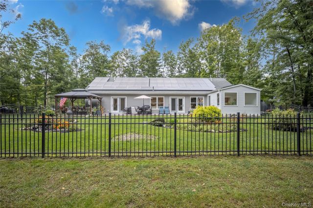 1440 E Noxon Road, Lagrangeville, NY 12540