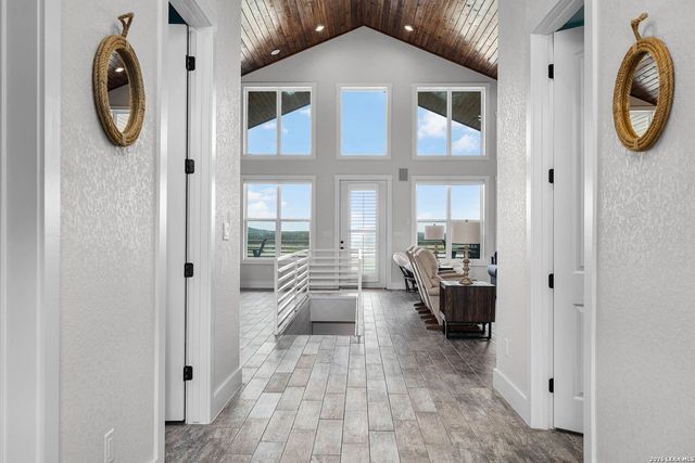 1447 Tamarack, Canyon Lake, TX 78133