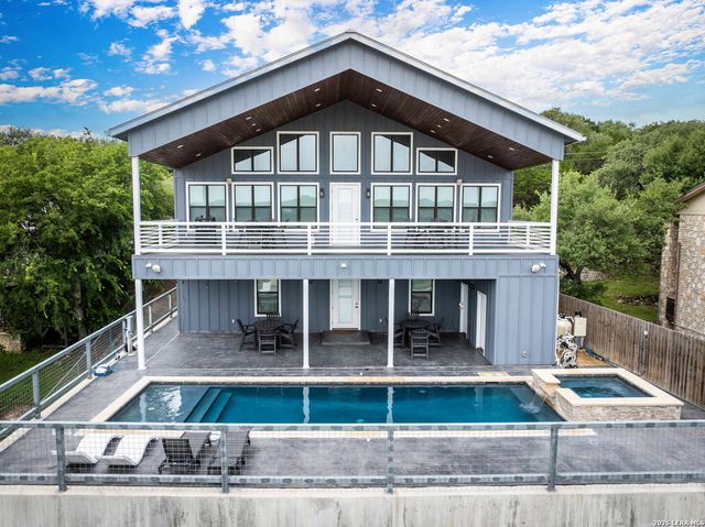 1447 Tamarack, Canyon Lake, TX 78133