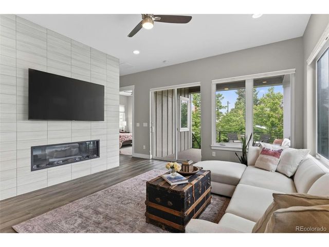 5635 Zuni Ct, Denver, CO 80221