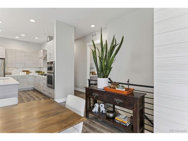 5635 Zuni Ct, Denver, CO 80221