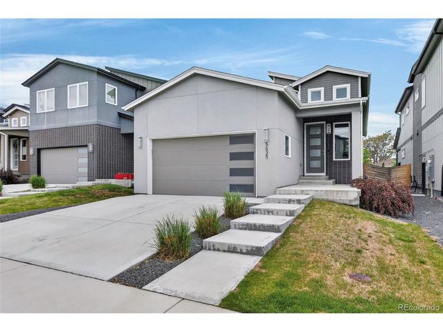 5635 Zuni Ct, Denver, CO 80221