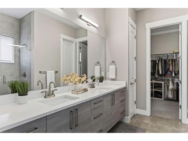 5635 Zuni Ct, Denver, CO 80221