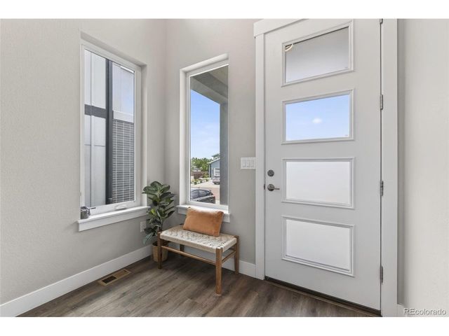 5635 Zuni Ct, Denver, CO 80221