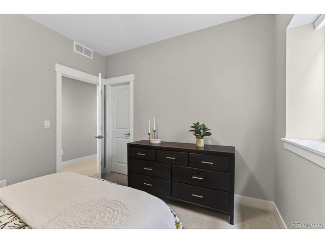 5635 Zuni Ct, Denver, CO 80221