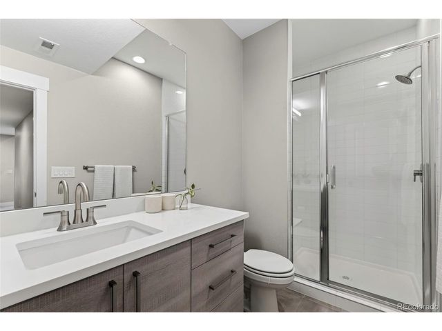 5635 Zuni Ct, Denver, CO 80221