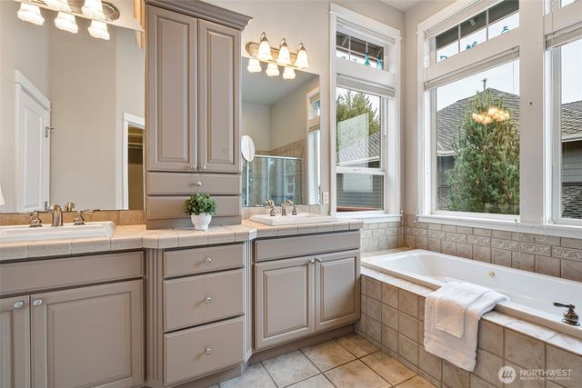 2225 87th Street Ct NW, Gig Harbor, WA 98332